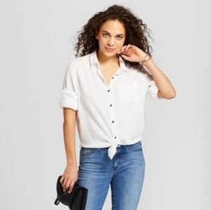 Universal Thread white front knot top